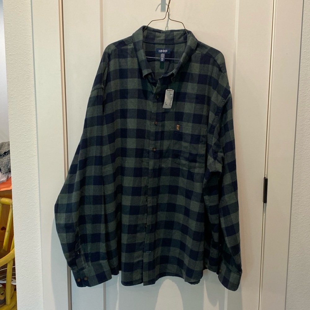 Men’s Big & Tall IZOD Flannel Button Down Long Sleeve Shirt. Size 3XLT
